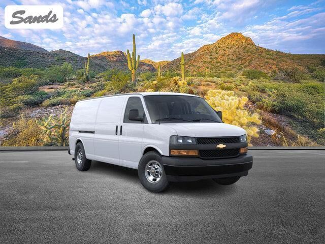 2026 CHEVROLET Express