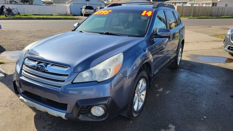 2014 SUBARU Outback