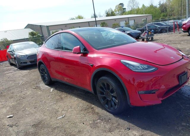 2022 TESLA Model Y