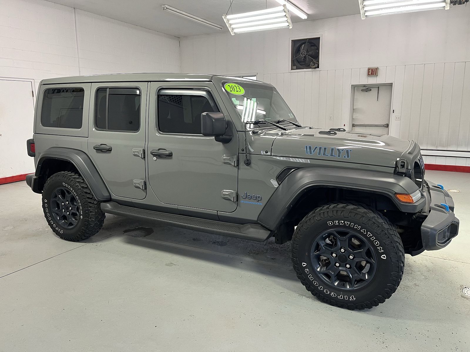 2023 JEEP Wrangler