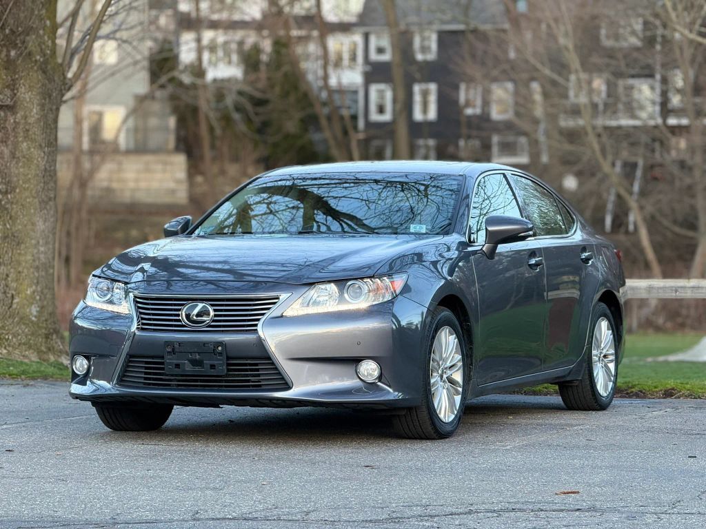 2013 LEXUS ES