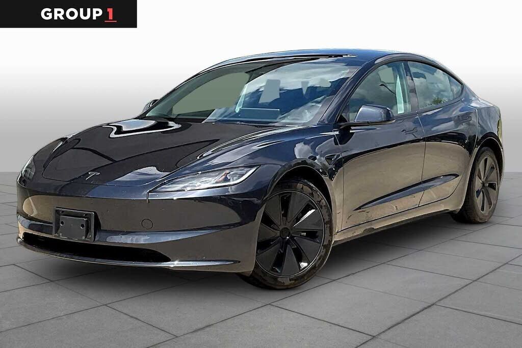 2024 TESLA Model 3