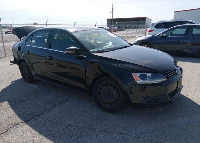 2013 VOLKSWAGEN Jetta