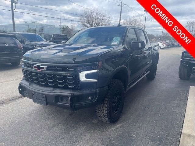 2025 CHEVROLET Silverado