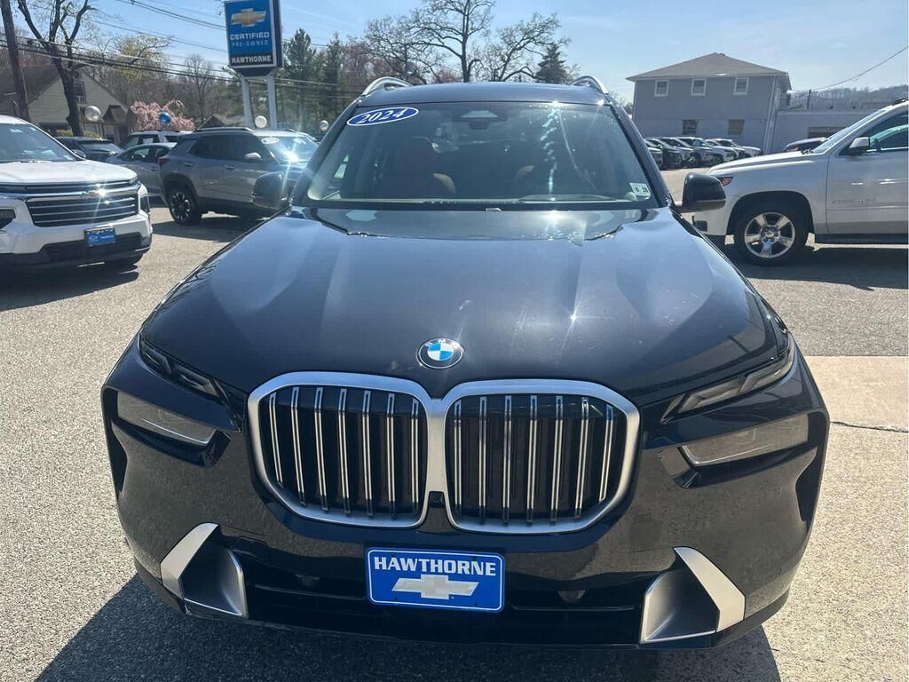 2024 BMW X7