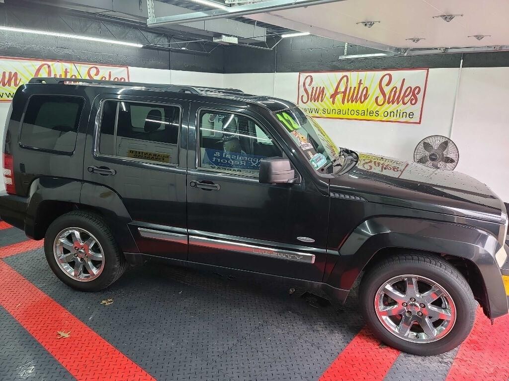 2012 JEEP Liberty