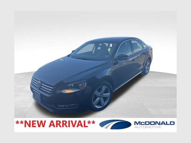 2015 VOLKSWAGEN Passat