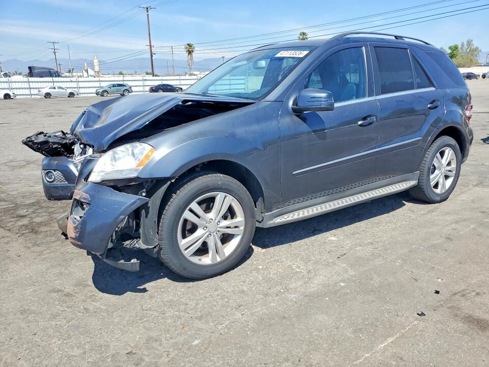2011 MERCEDES-BENZ M-Class