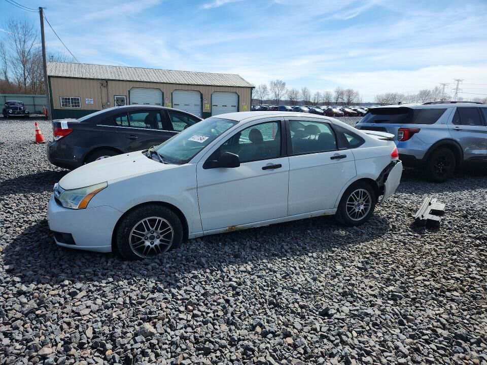 2011 FORD Focus