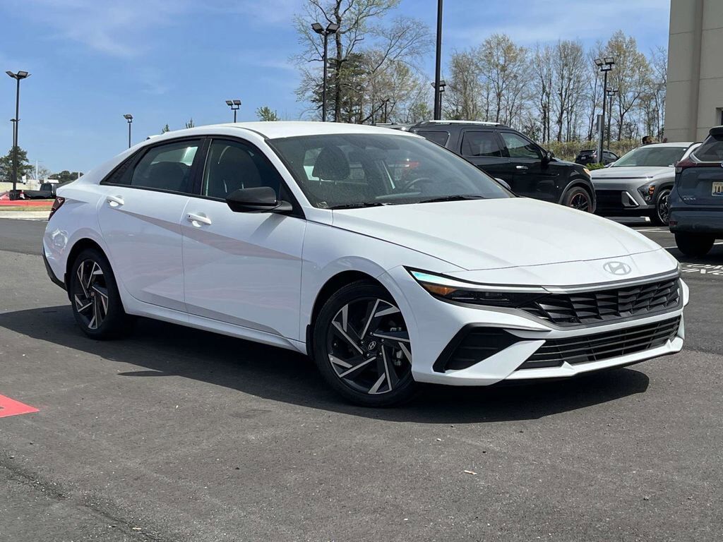 2025 HYUNDAI Elantra