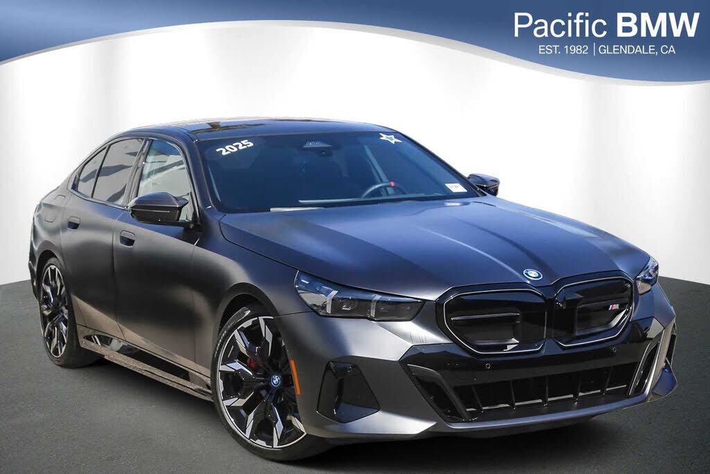 2025 BMW i5