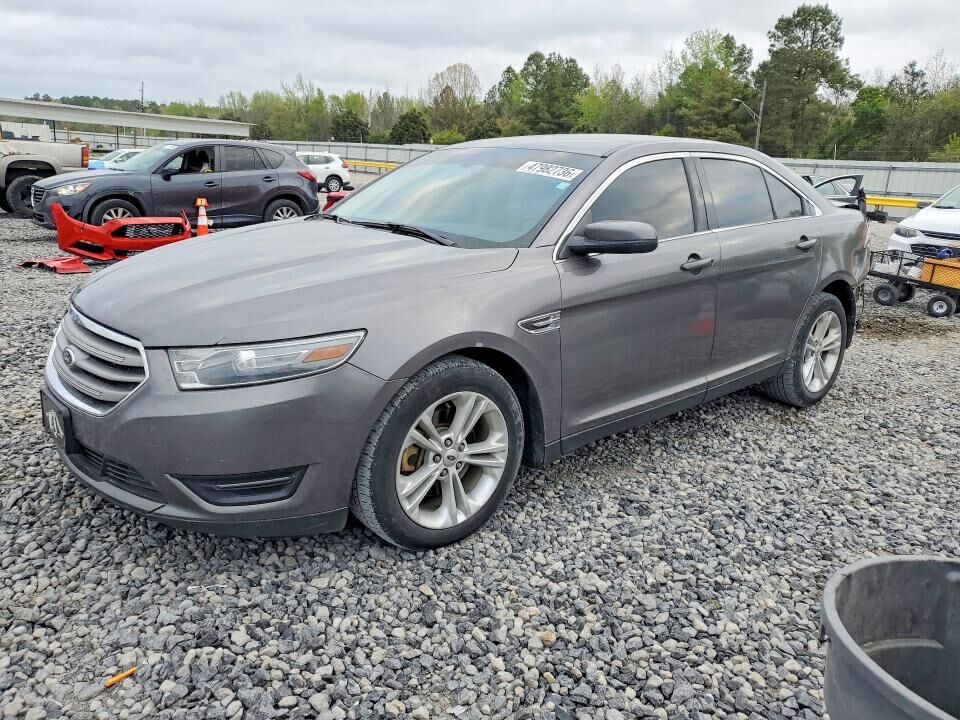 2013 FORD Taurus