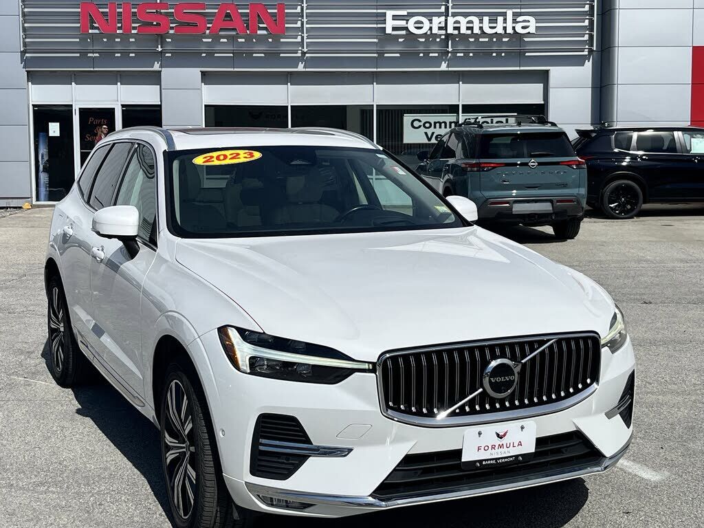 2023 VOLVO XC60