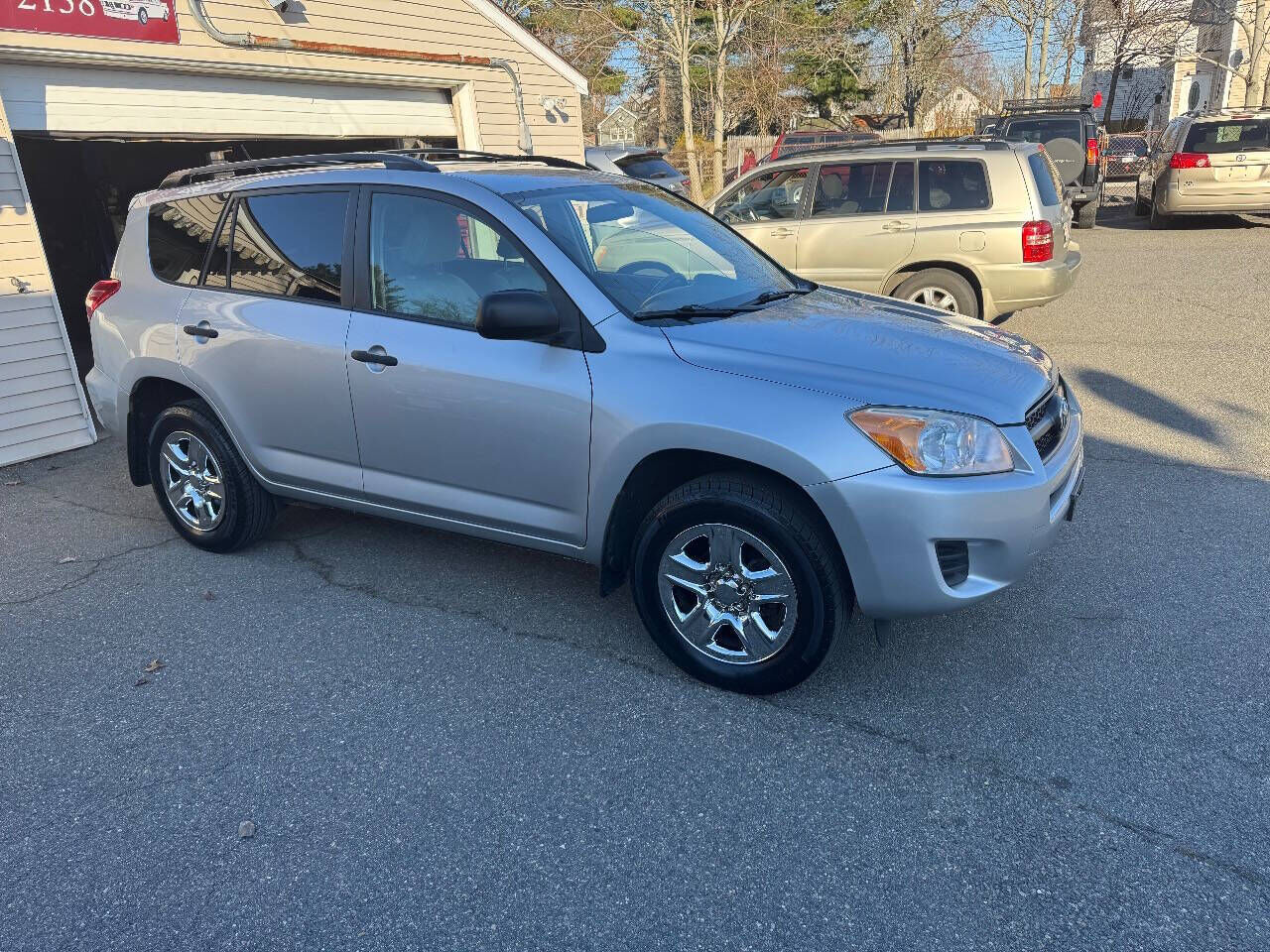2011 TOYOTA RAV4