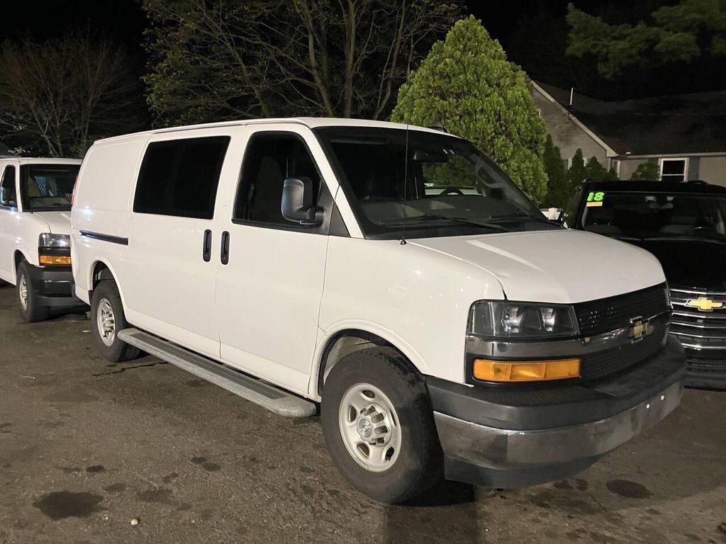 2019 CHEVROLET Express