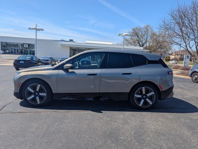 2023 BMW ix