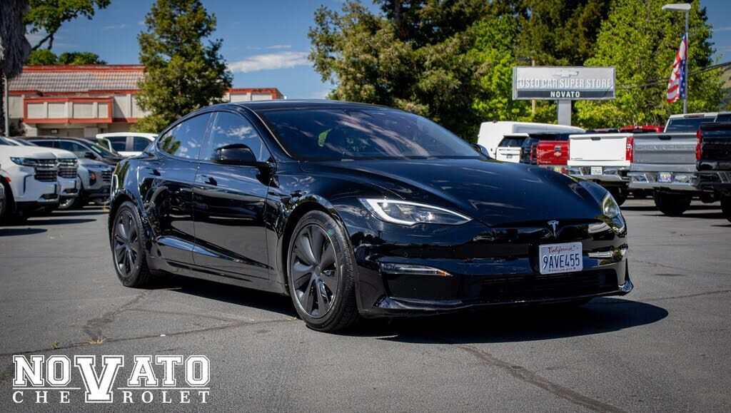 2022 TESLA Model S