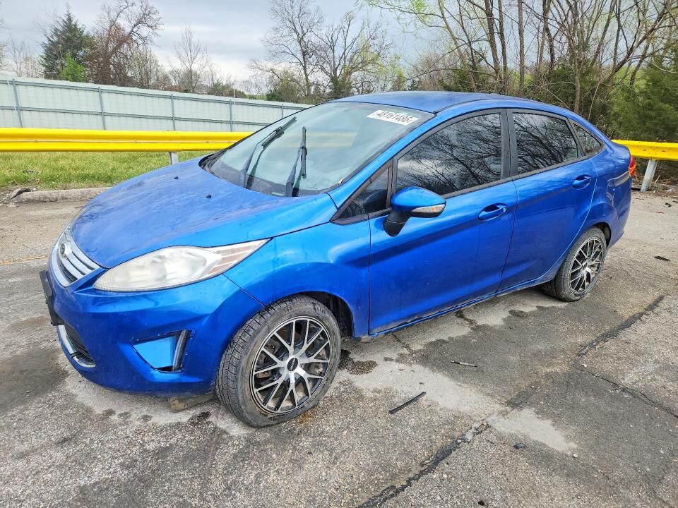 2011 FORD Fiesta
