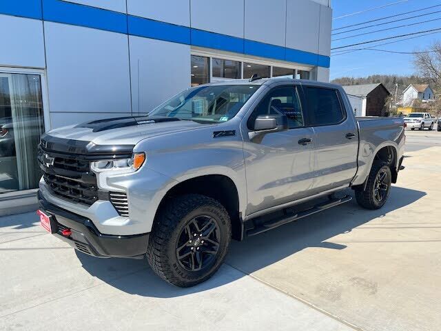 2024 CHEVROLET Silverado