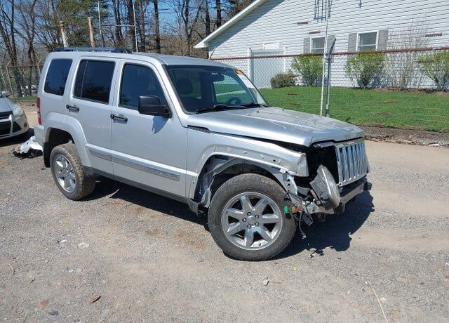 2011 JEEP Liberty