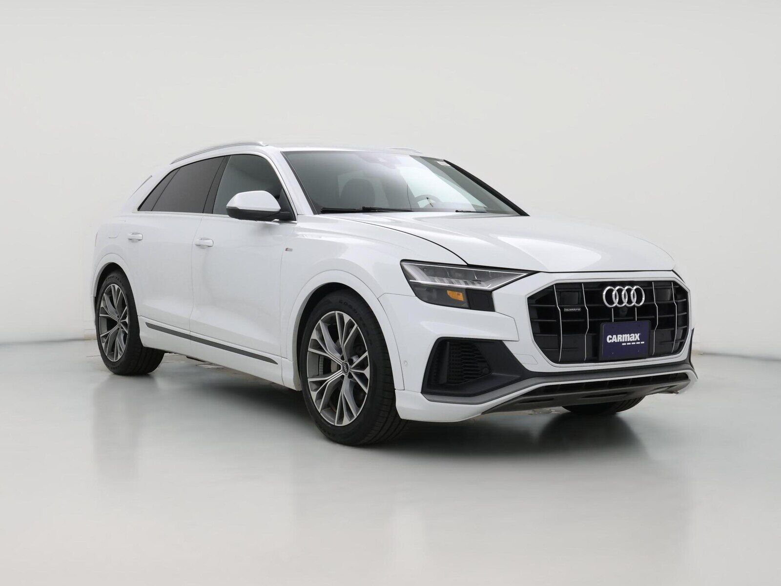 2021 AUDI Q8