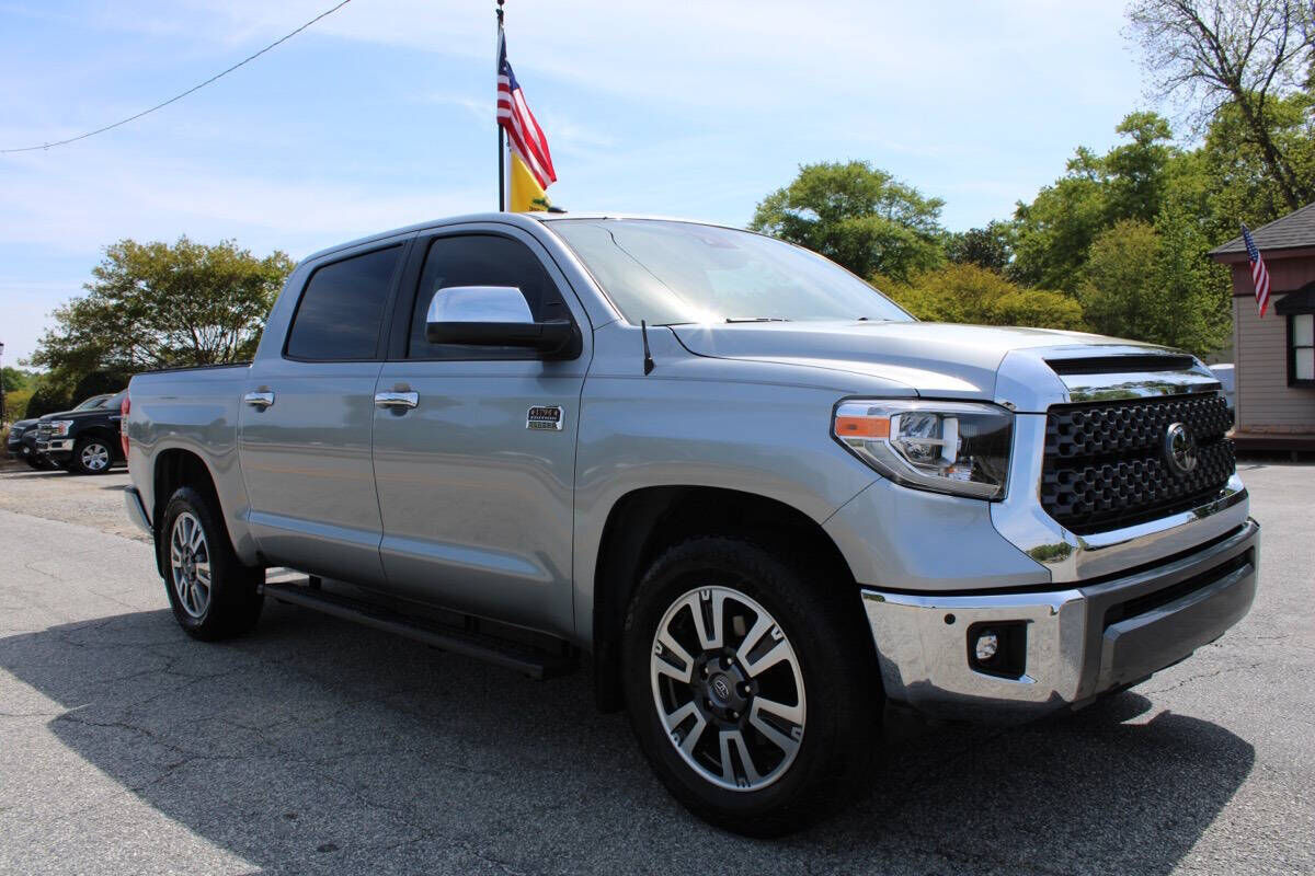 2018 TOYOTA Tundra