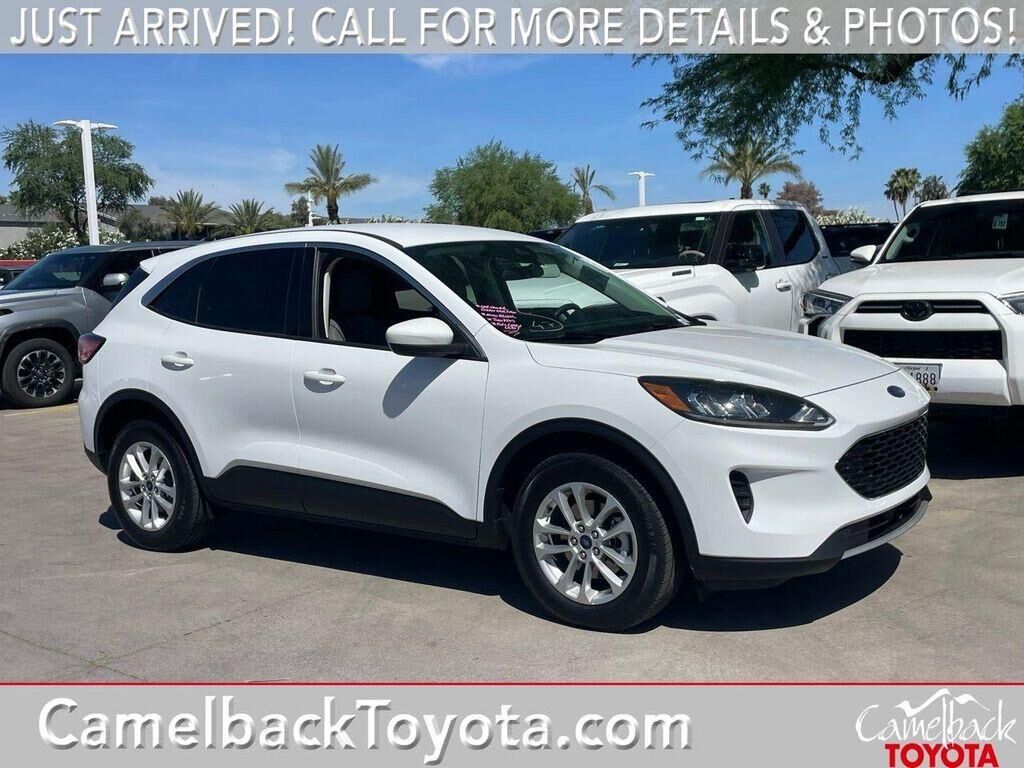 2021 FORD Escape