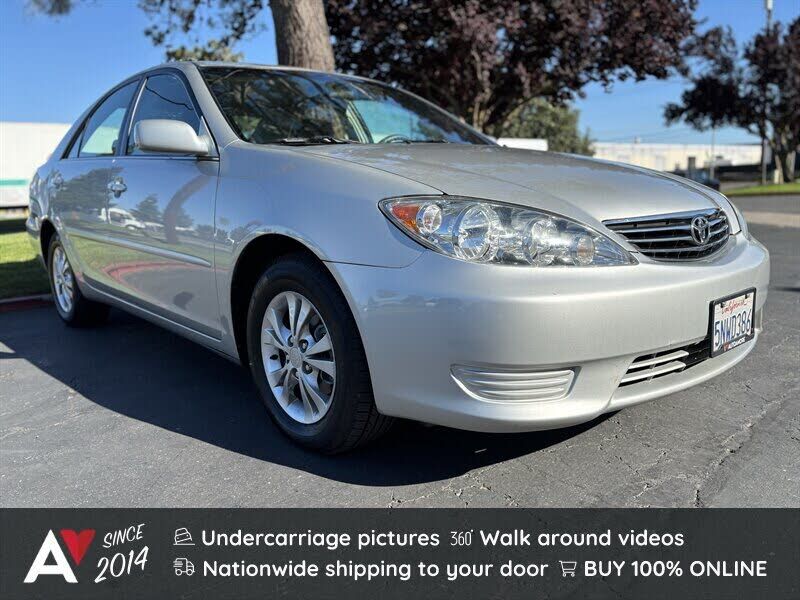 2005 TOYOTA Camry