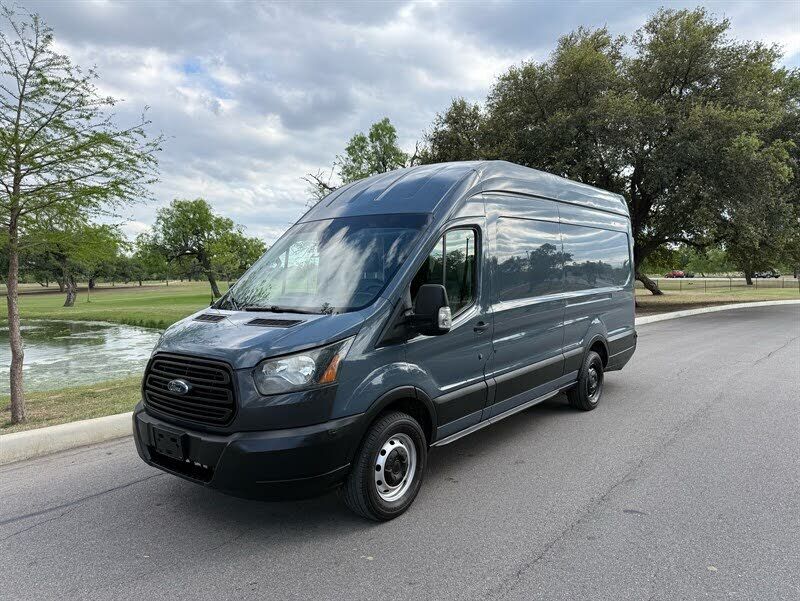 2019 FORD Transit