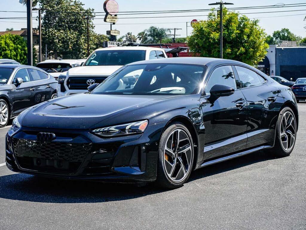 2023 AUDI RS e-tron GT