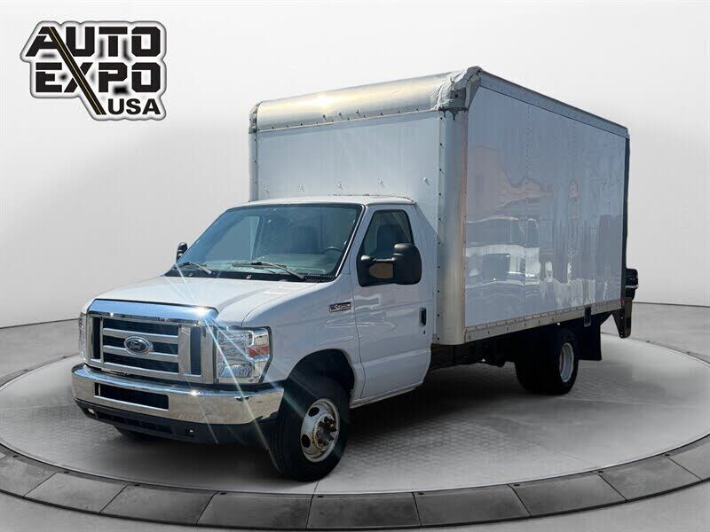 2019 FORD E-450