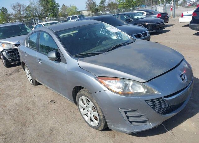 2010 MAZDA Mazda3