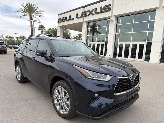 2021 TOYOTA Highlander