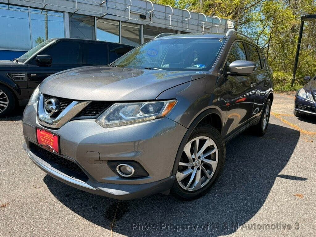 2015 NISSAN Rogue