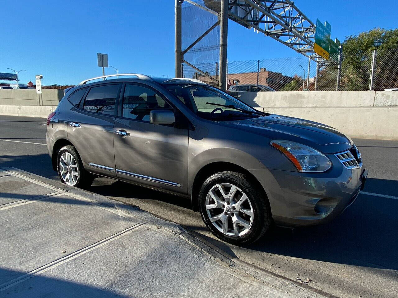 2012 NISSAN Rogue