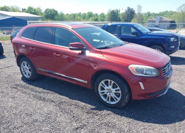 2015 VOLVO XC60