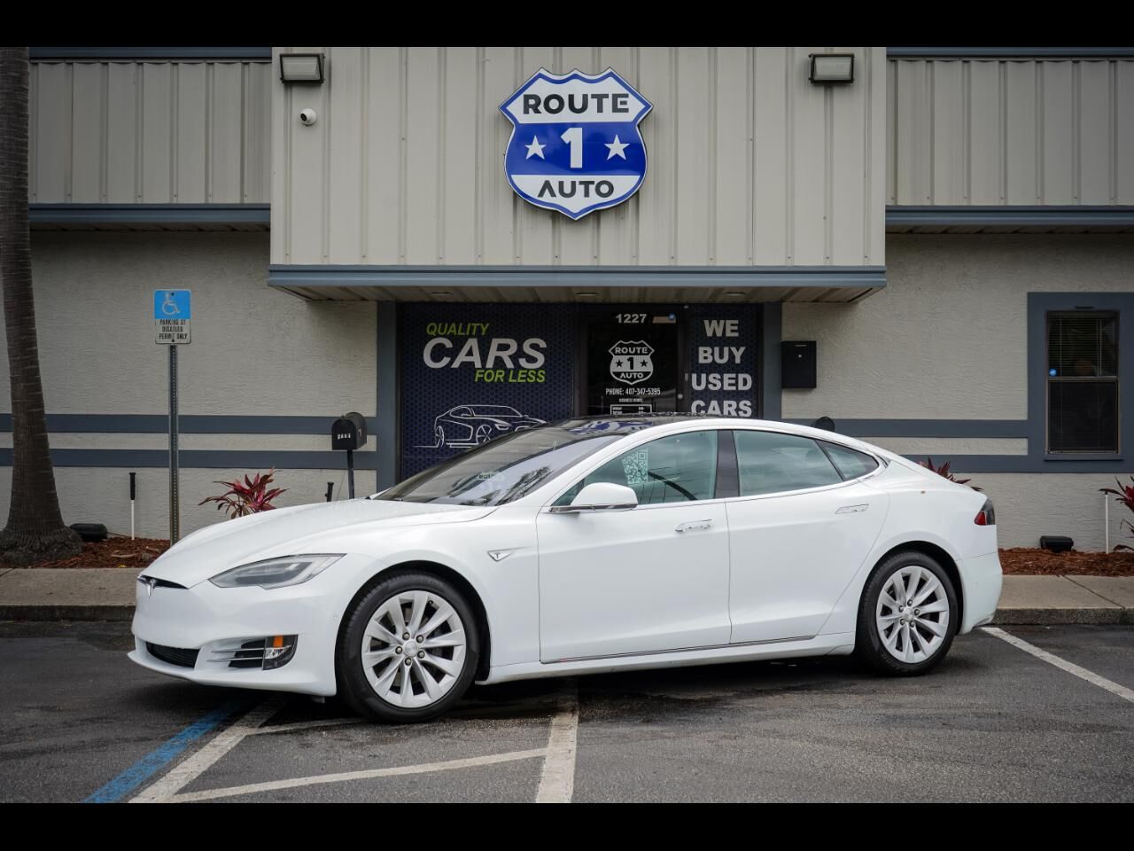 2016 TESLA Model S