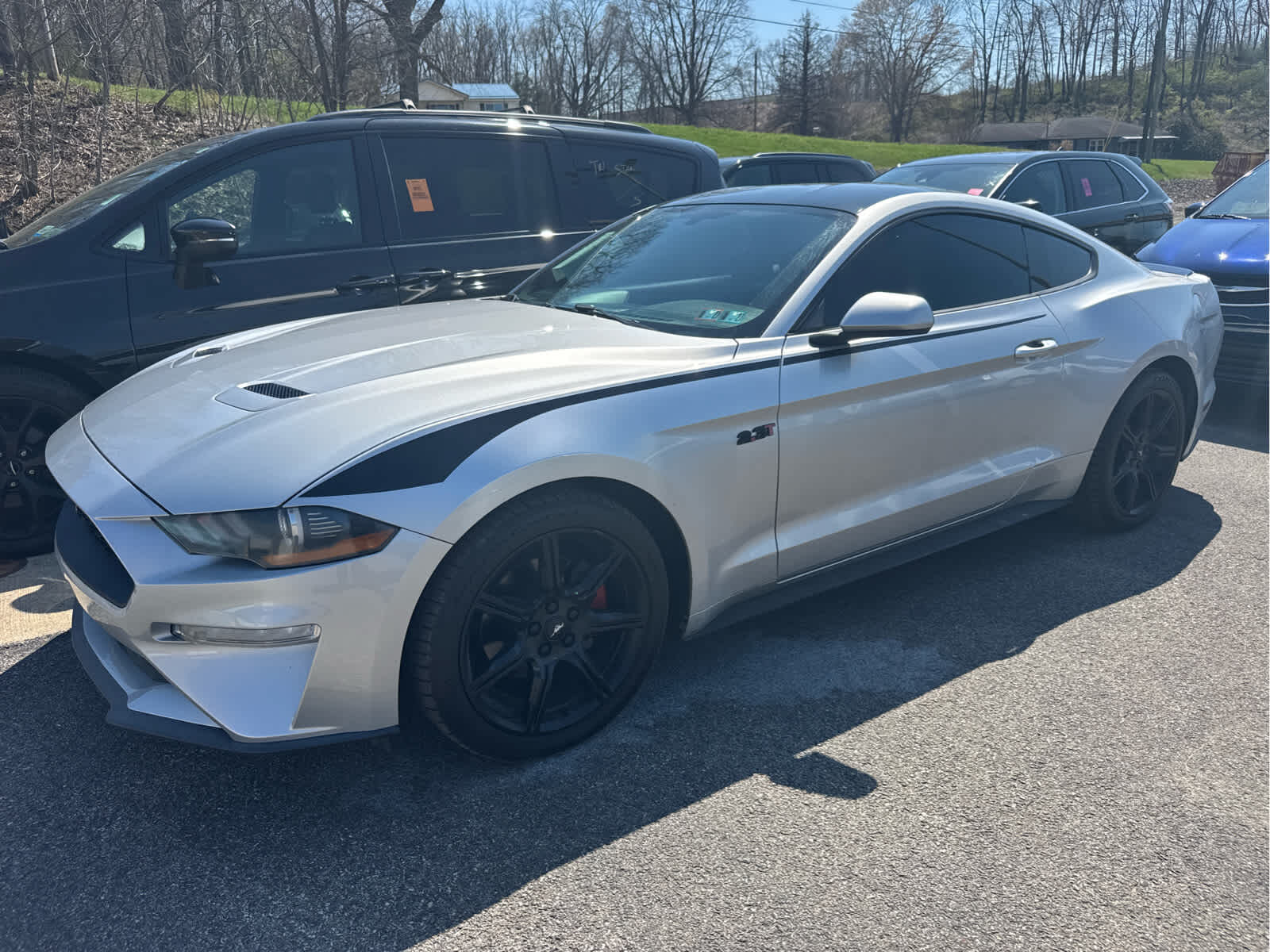 2019 FORD Mustang