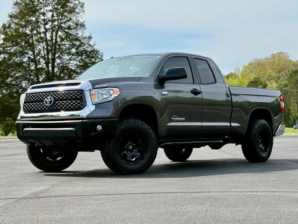 2017 TOYOTA Tundra