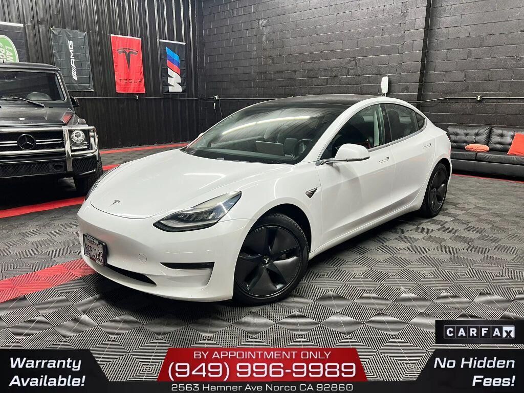 2018 TESLA Model 3