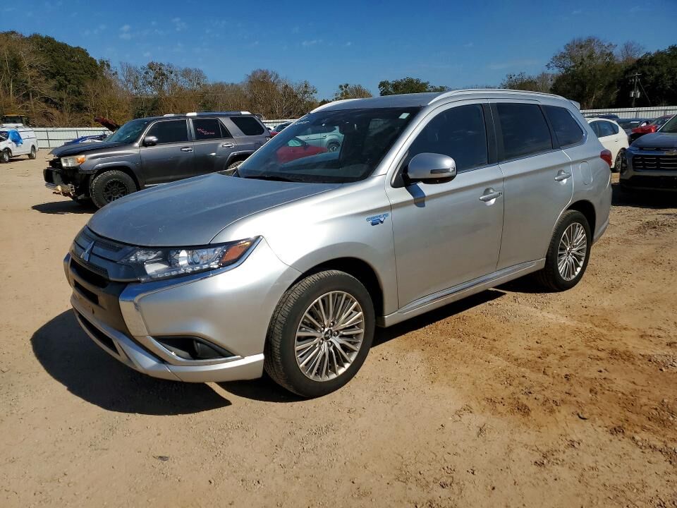 2021 MITSUBISHI Outlander