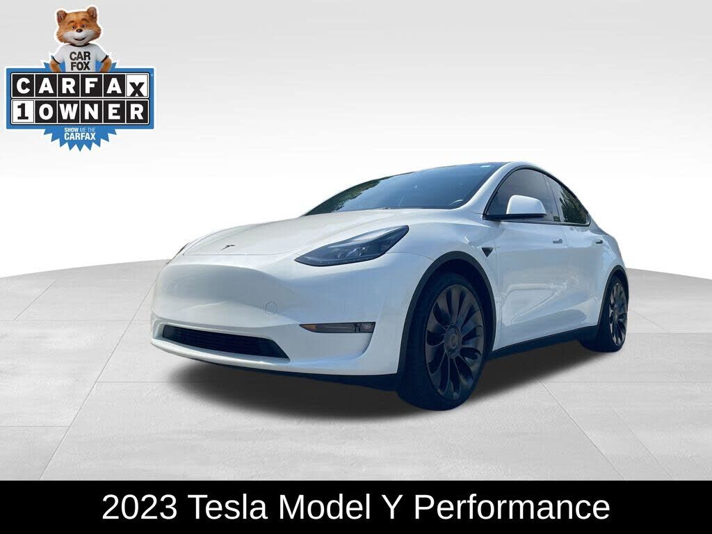 2023 TESLA Model Y