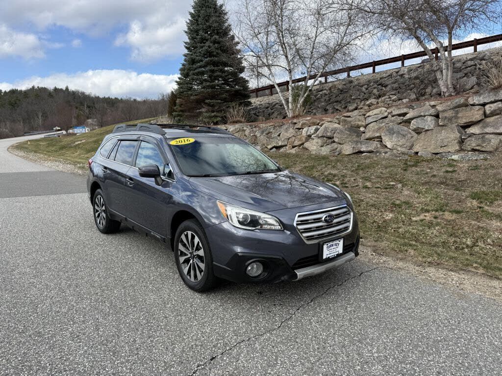2016 SUBARU Outback