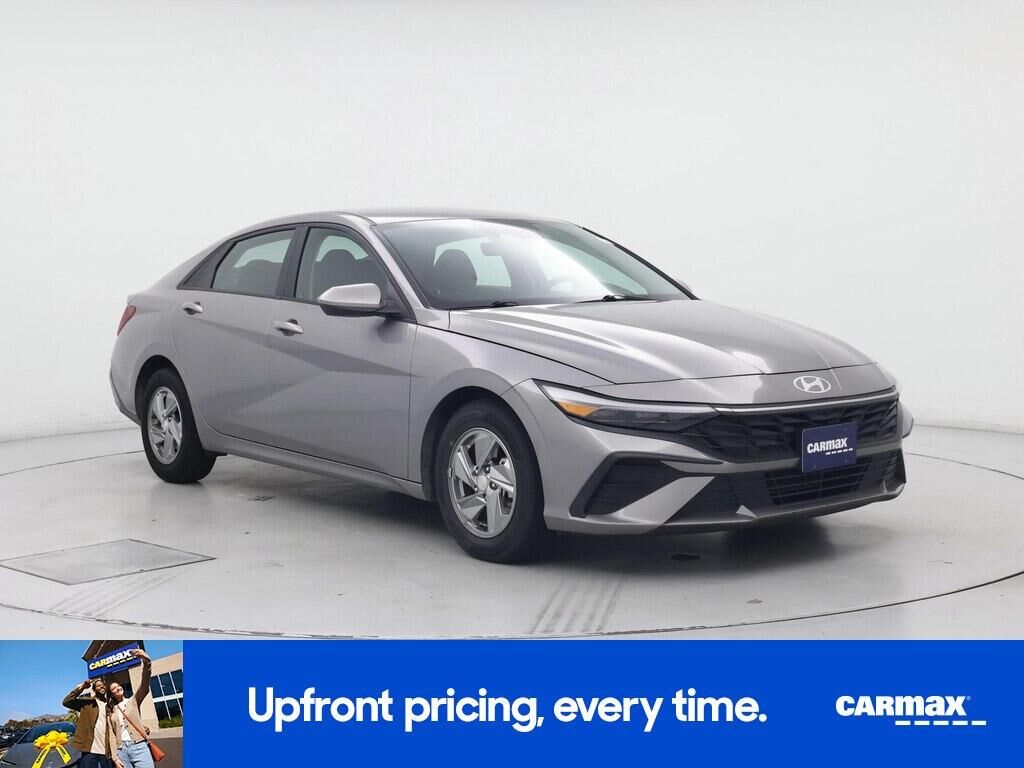 2024 HYUNDAI Elantra