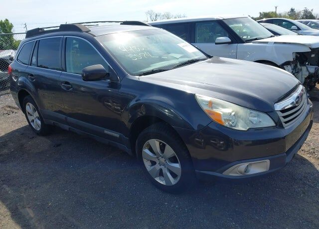 2011 SUBARU Outback