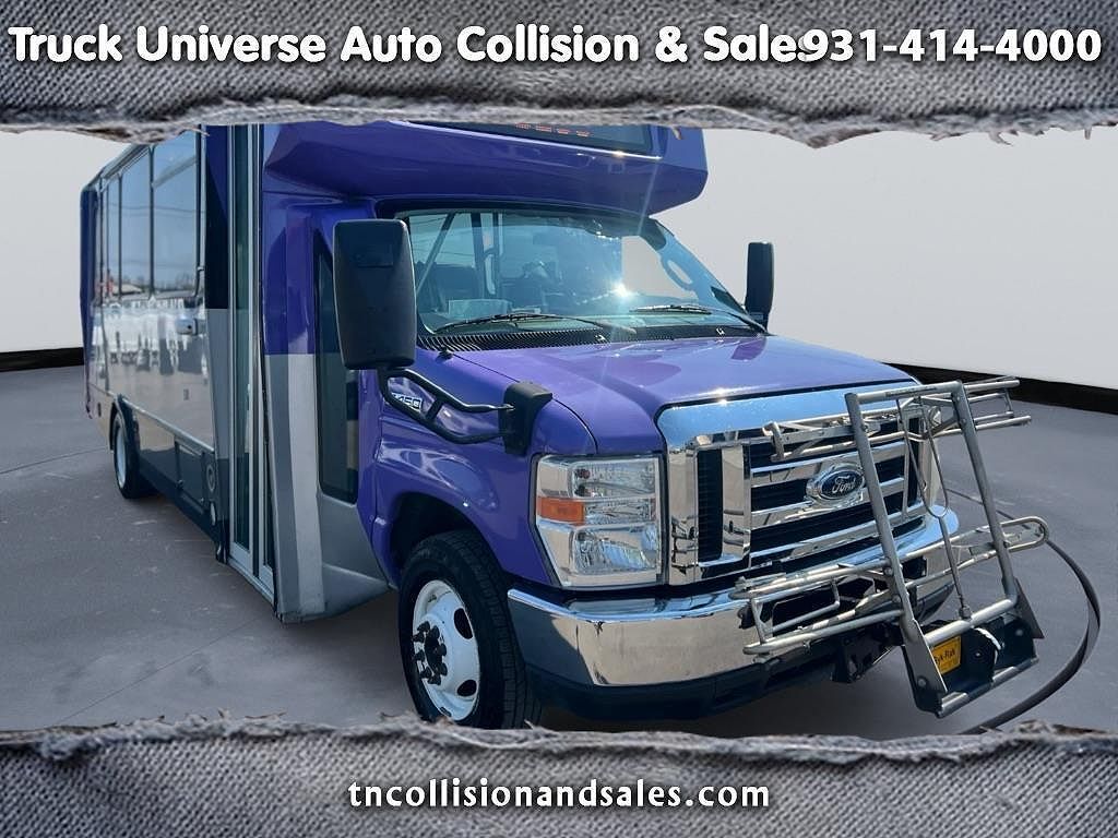 2018 FORD E-450