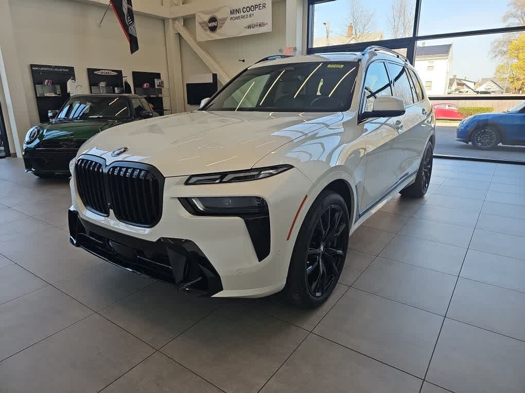 2024 BMW X7
