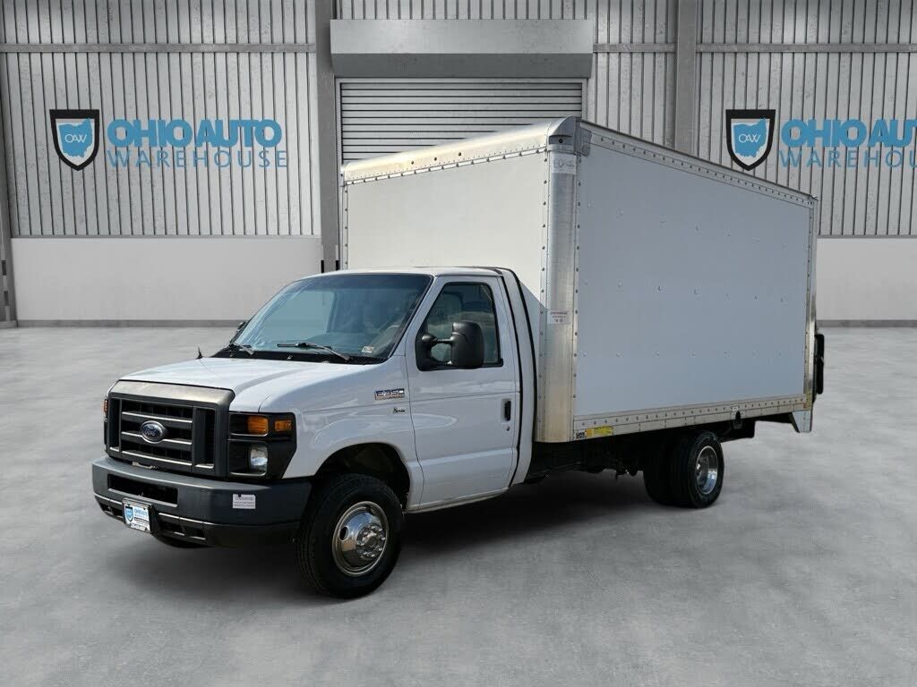 2016 FORD E-350