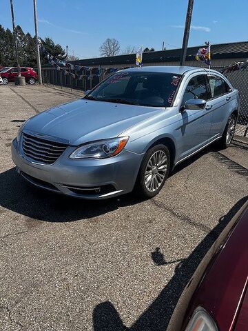 2012 CHRYSLER 200