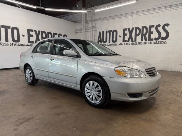 2004 TOYOTA Corolla